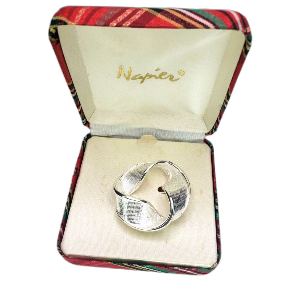 Napier Loop Ribbon Circle Pin Textured Silver Tone Brooch Original Box 1960s VTG